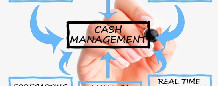 How To Manage Cash Flow and Avoid Loans