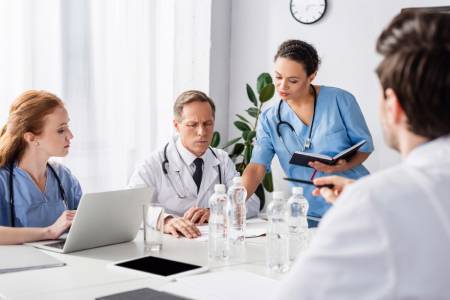 How Medical Staffing Payroll Funding Can Benefit Your Business