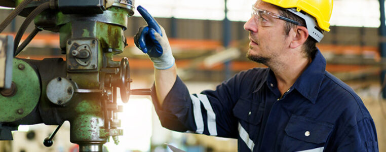 How Manufacturing Companies Can Qualify For Invoice Factoring